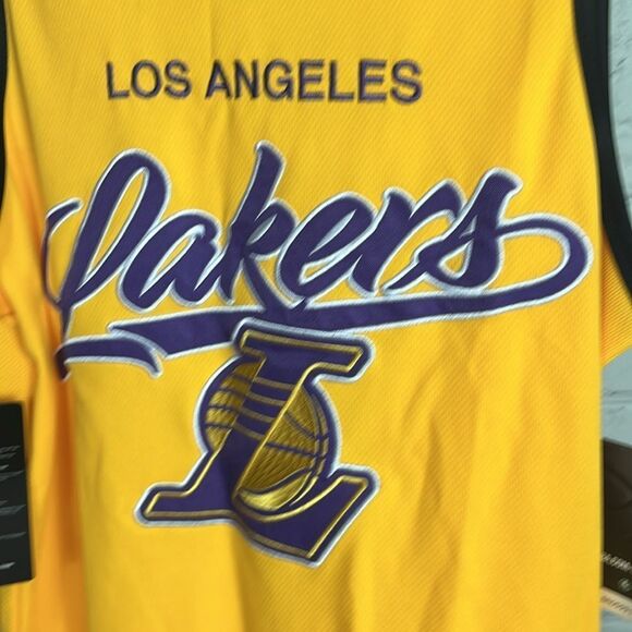 UNK NBA Los Angeles Lakers Tank Jersey Embroidered Sewn Letters Logo Men's L NWT - Picture 2 of 7
